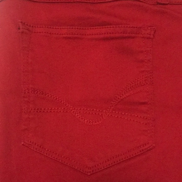 Women’s Plus Westport 1962 Red Capris (Sz 22) - Picture 4 of 4